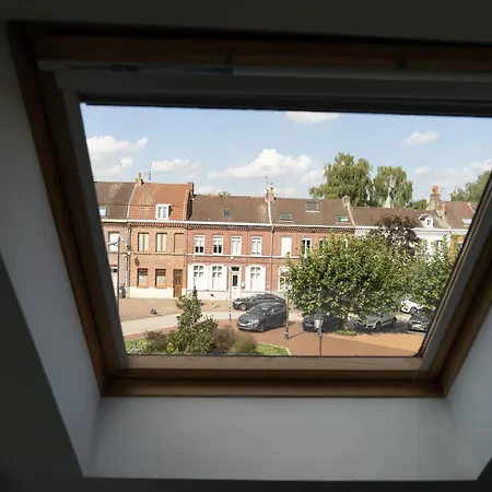 La Maison Sur La Place *