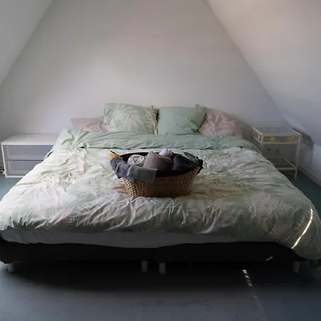 La Maison Sur La Place *